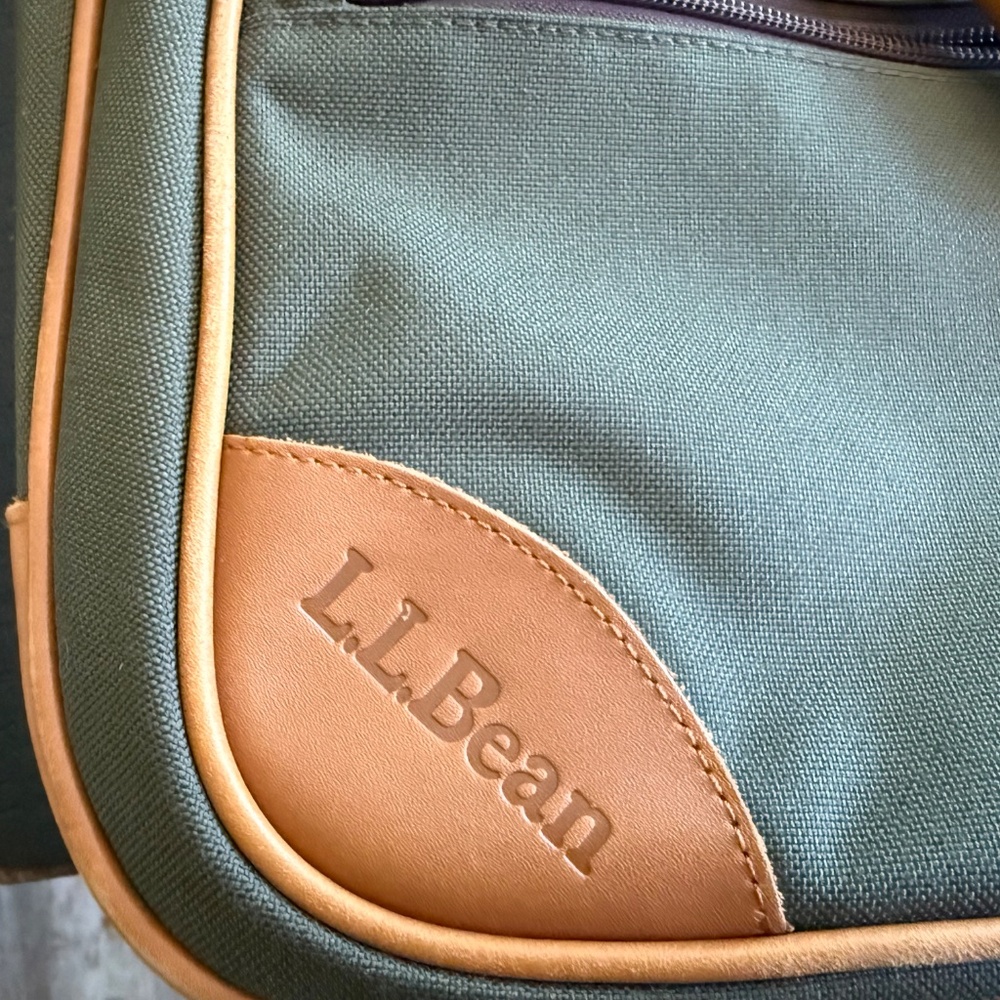 LL Bean leather trim carry on bag - Picture 7 of 9